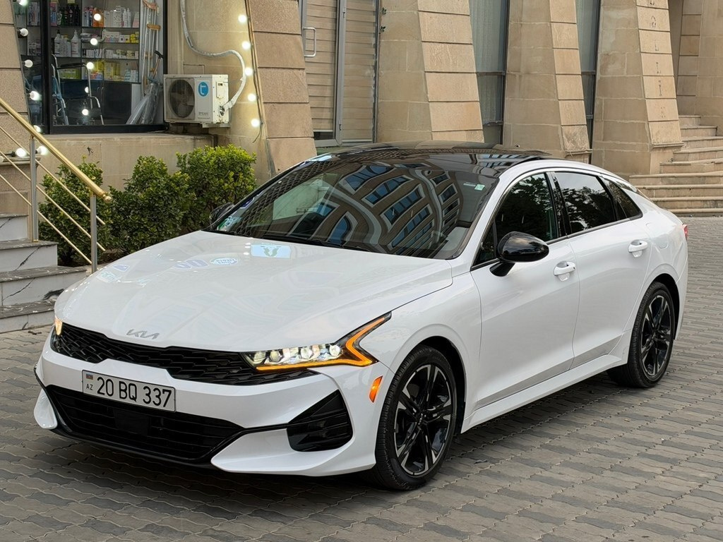 2021 Kia K5, 1.6L, 74000km - Image 5
