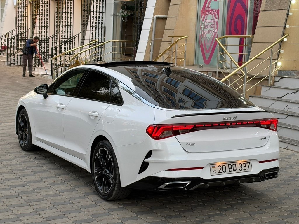 2021 Kia K5, 1.6L, 74000km - Image 6