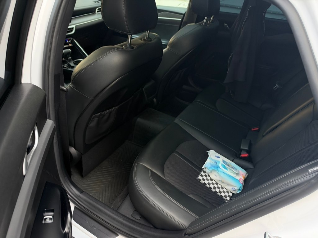 2021 Kia K5, 1.6L, 74000km - Image 10