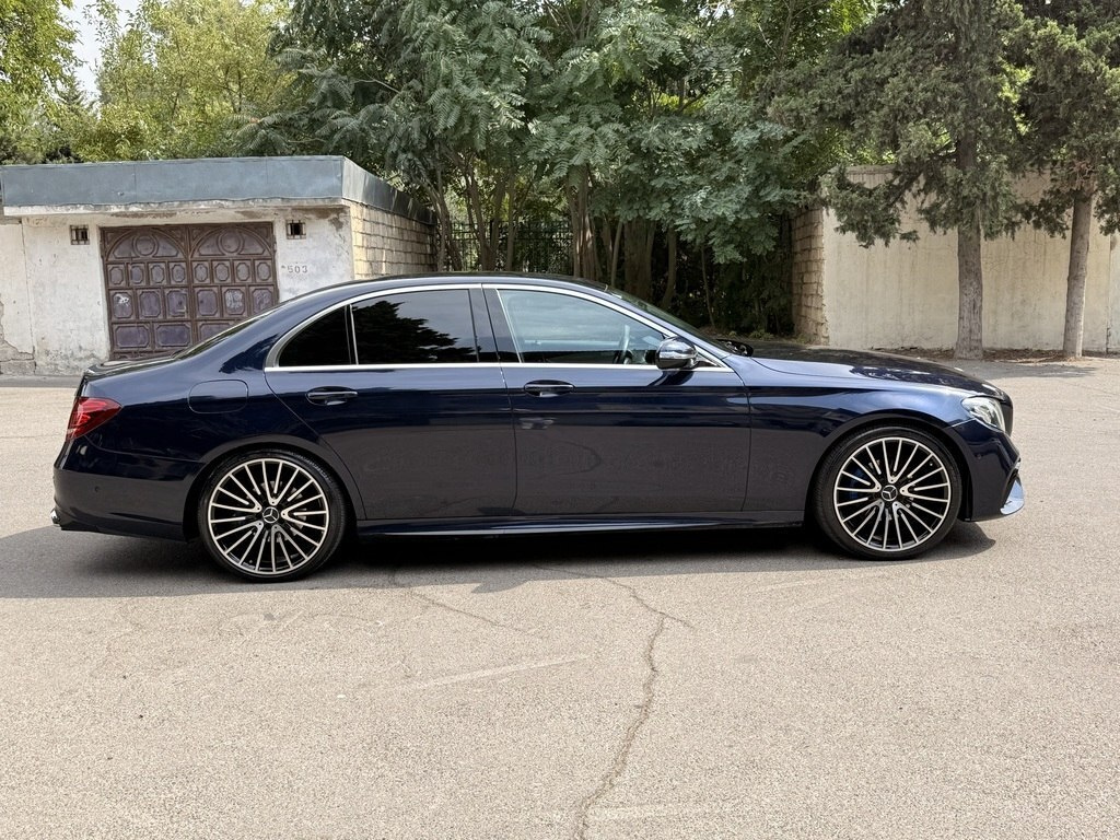 2017 Mercedes E 220 d, 2.0L, 357000km - Image 5