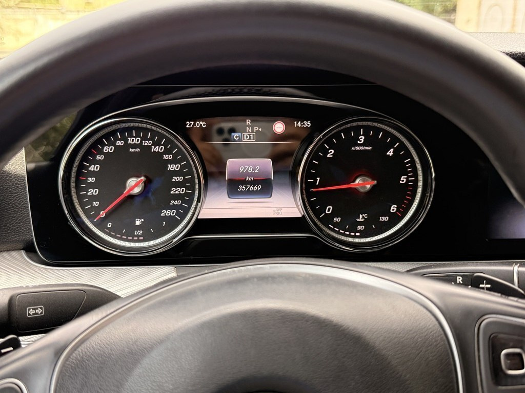 2017 Mercedes E 220 d, 2.0L, 357000km - Image 9