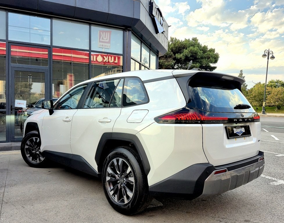 2026 Toyota RAV4, 2.0L, 0km - Image 13
