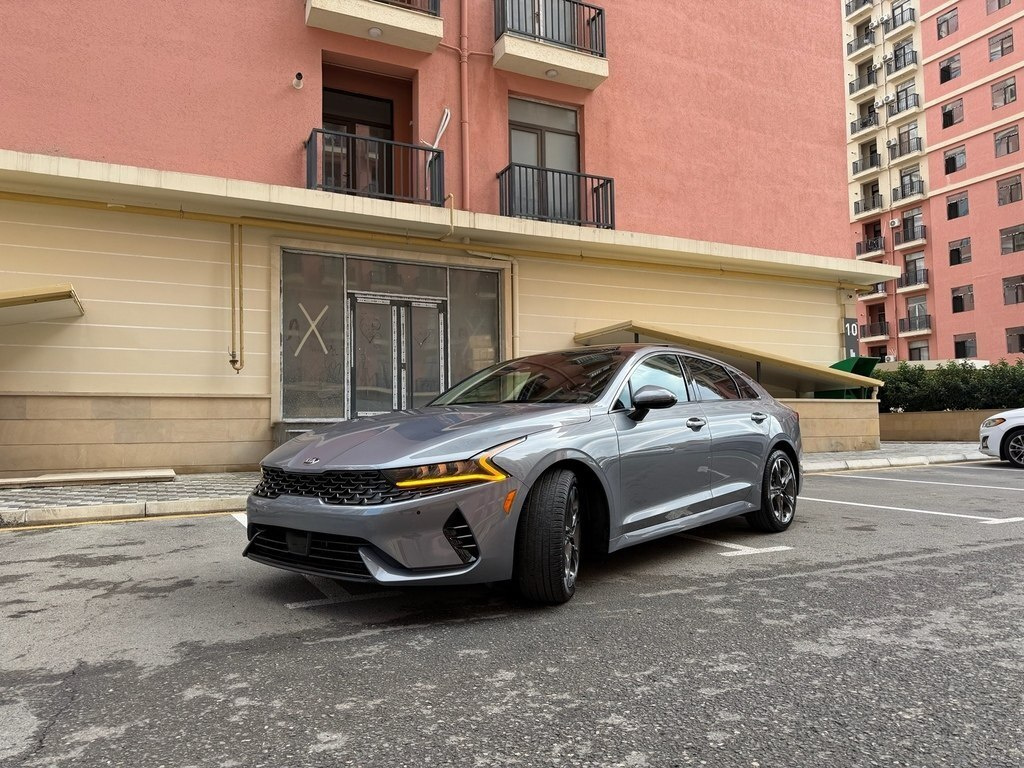 2020 Kia K5, 1.6L, 79000km - Image 2