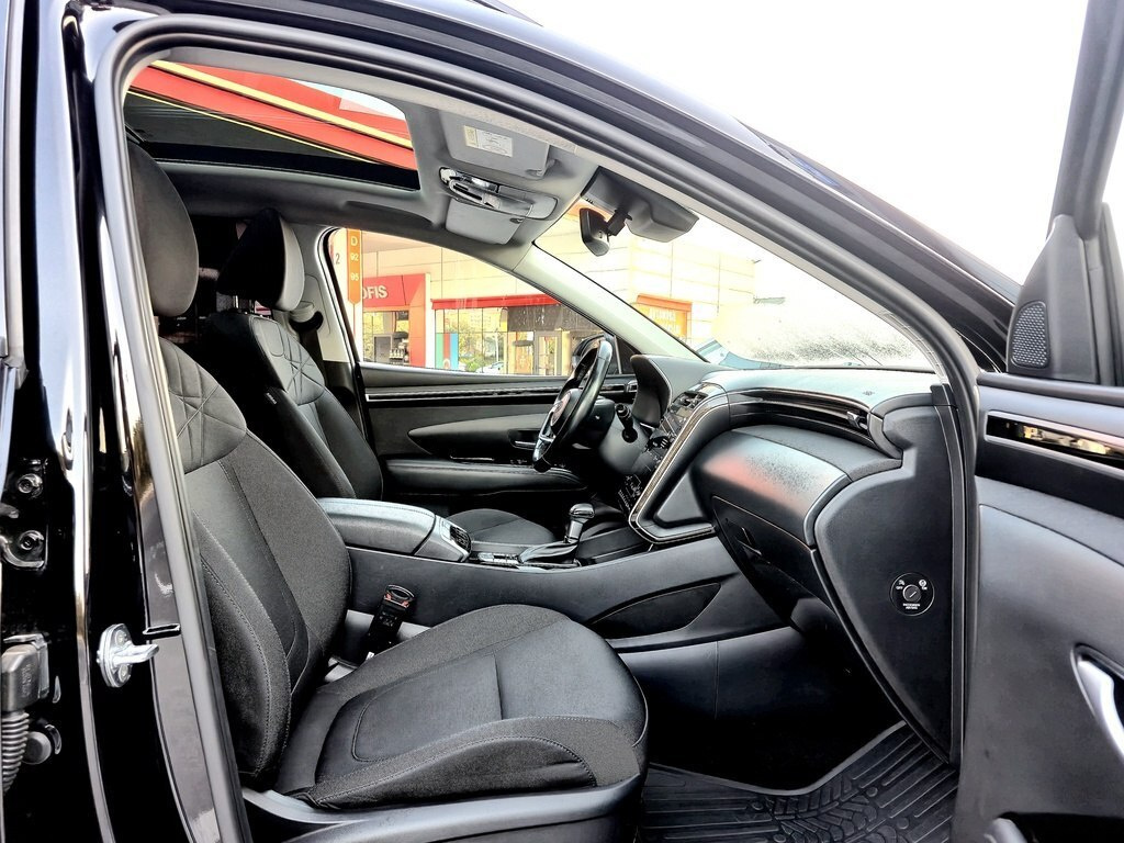 2022 Hyundai Tucson, 2.0L, 62000km - Image 24