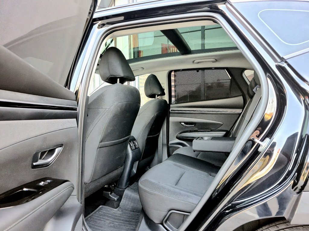 2022 Hyundai Tucson, 2.0L, 62000km - Image 25