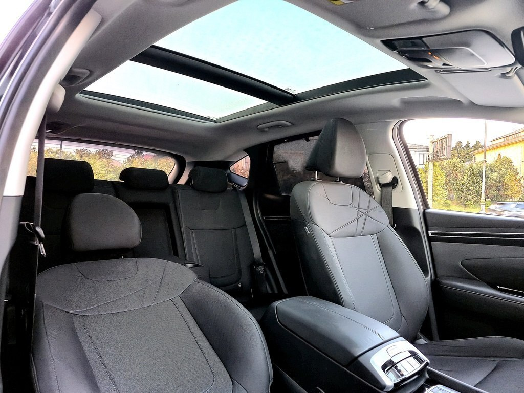 2022 Hyundai Tucson, 2.0L, 62000km - Image 26