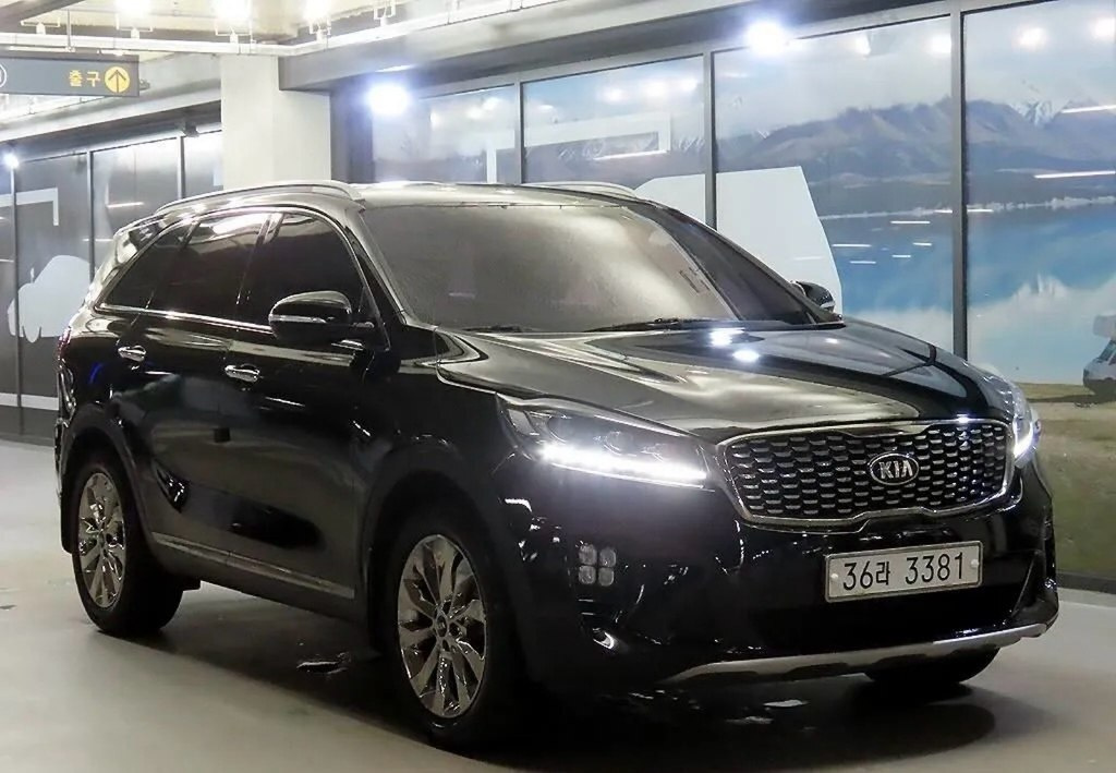 2017 Kia Sorento, 2.0L, 179590km - Image 1