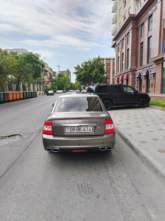 2015 LADA (VAZ) Priora, 1.6L, 178000km - Image 6