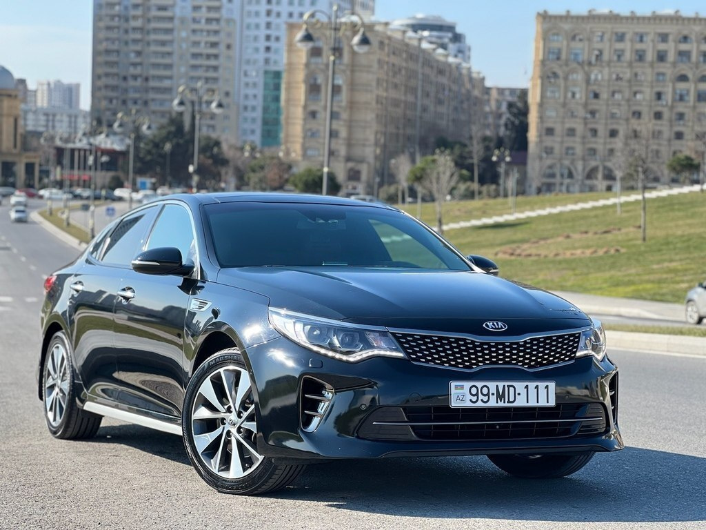 2018 Kia Optima, 2.4L, 134000km - Image 1