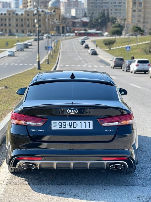 2018 Kia Optima, 2.4L, 134000km - Image 2