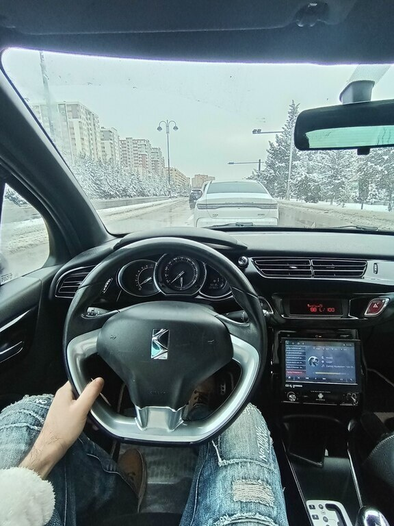 2013 Citroen DS3, 1.6L, 121000km - Image 11