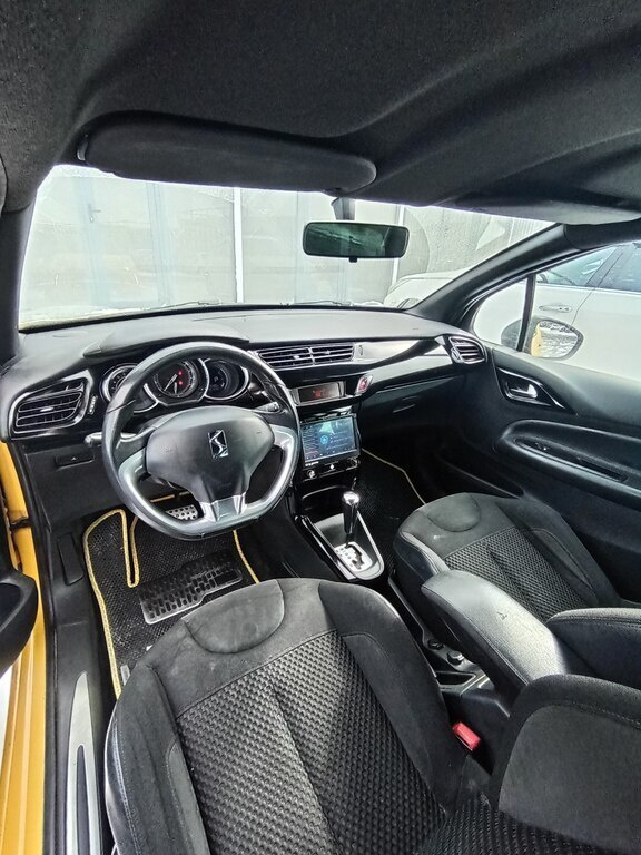 2013 Citroen DS3, 1.6L, 121000km - Image 12