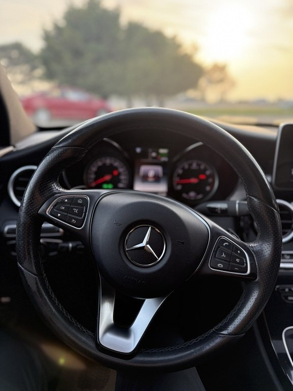 2017 Mercedes C 350 e, 2.0L, 176000km - Image 17