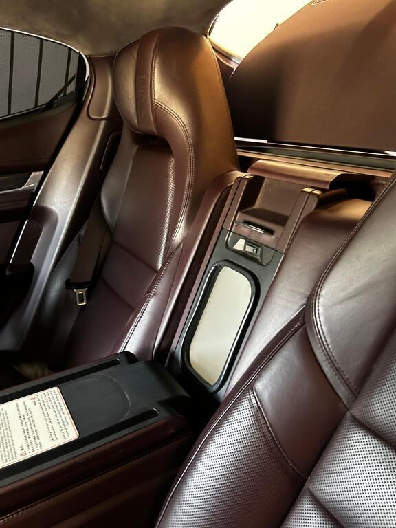 2012 Porsche Panamera Turbo S, 4.8L, 156000km - Image 12