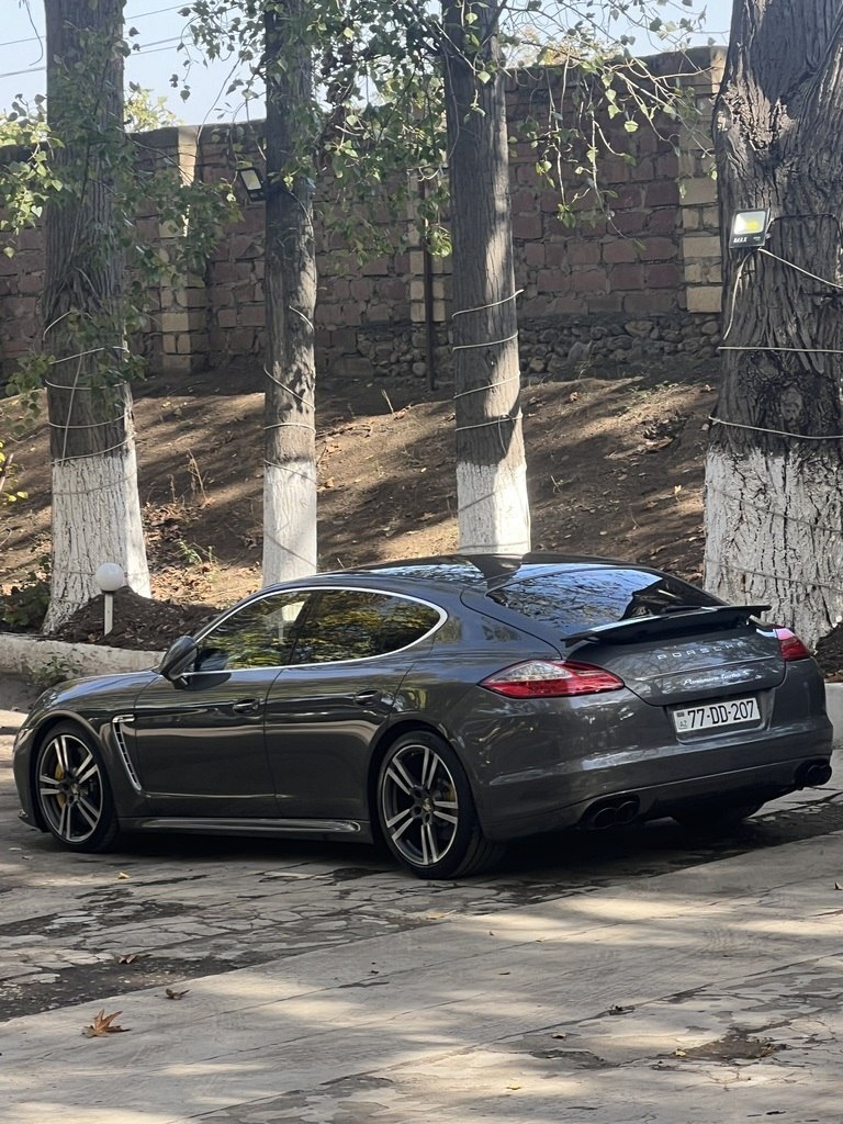 2012 Porsche Panamera Turbo S, 4.8L, 156000km - Image 8