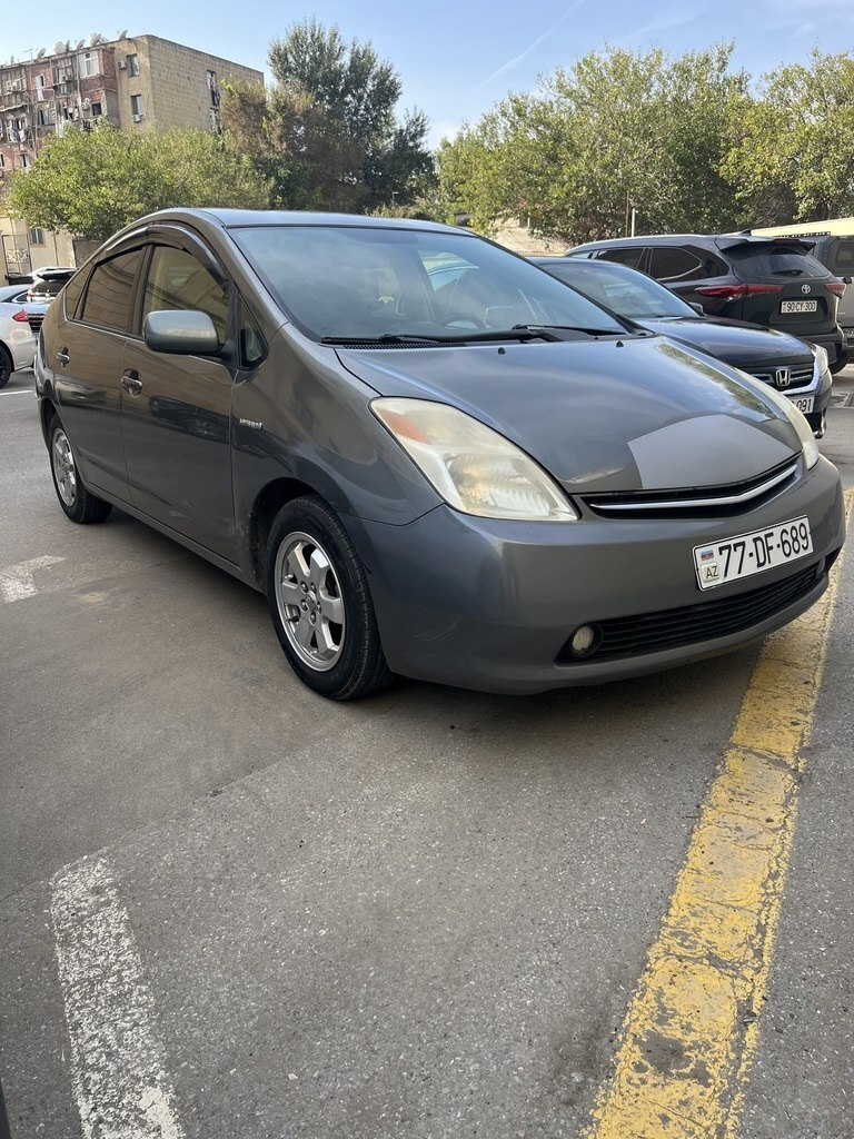 2006 Toyota Prius, 1.5L, 205000km - Image 11