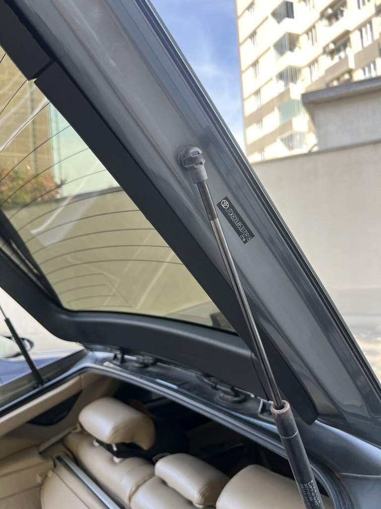2006 Toyota Prius, 1.5L, 205000km - Image 20