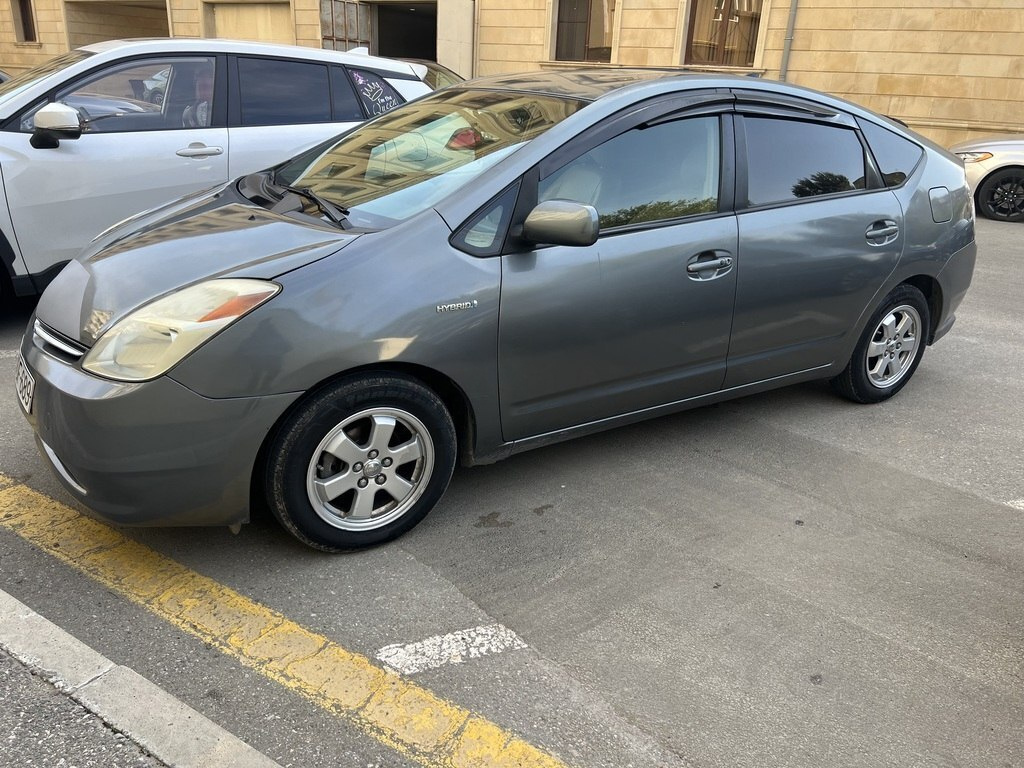 2006 Toyota Prius, 1.5L, 205000km - Image 7