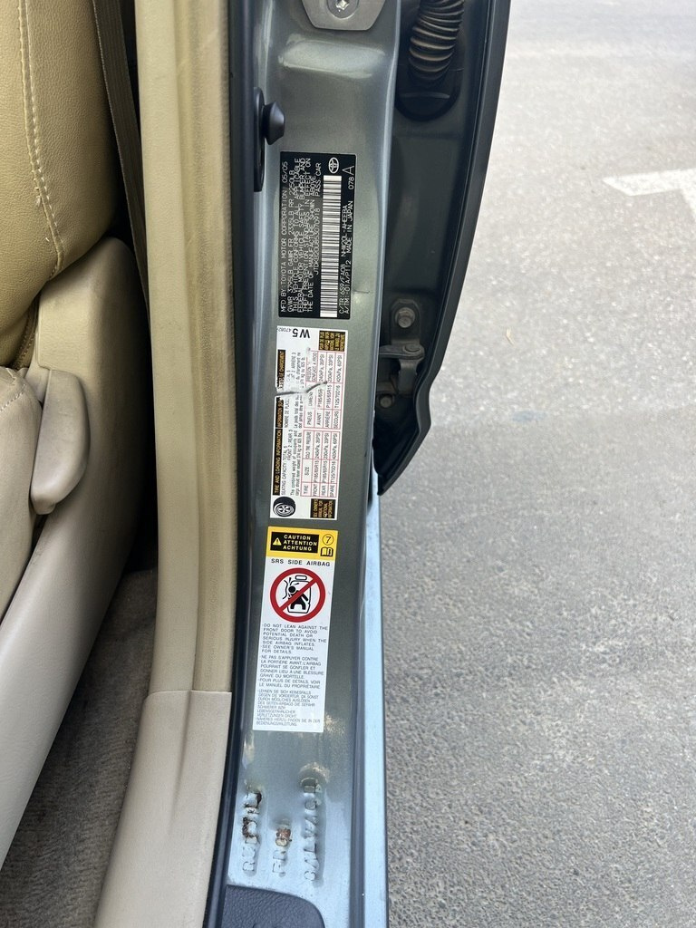 2006 Toyota Prius, 1.5L, 205000km - Image 10