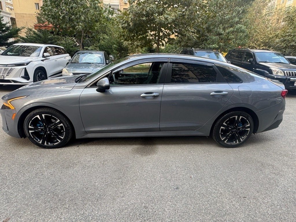 2020 Kia K5, 1.6L, 114000km - Image 4