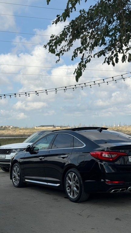 2015 Hyundai Sonata, 2.0L, 106217km - Image 4