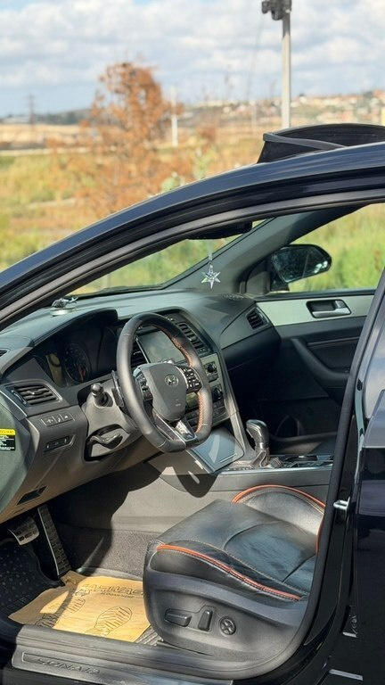 2015 Hyundai Sonata, 2.0L, 106217km - Image 6
