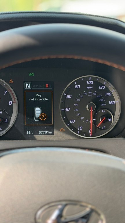 2015 Hyundai Sonata, 2.0L, 106217km - Image 8