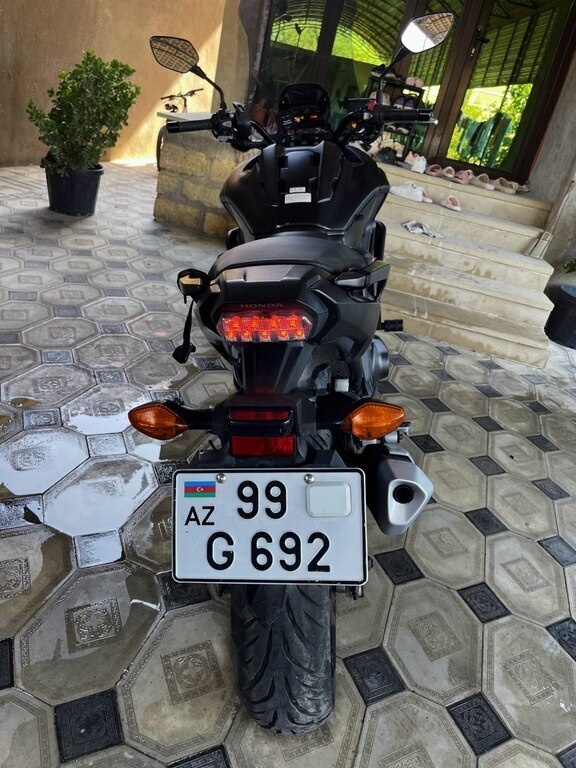 2017 Honda NC750XD, 0.0L, 22000km - Image 2