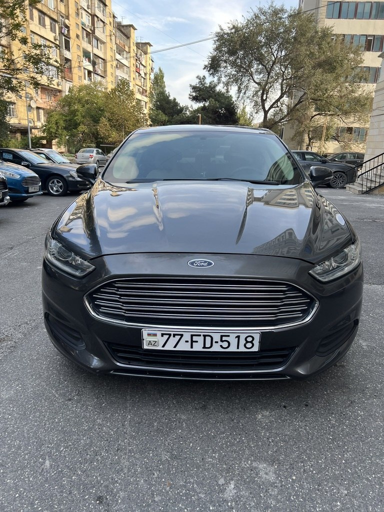 2015 Ford Fusion (North America), 1.5L, 176000km - Image 1