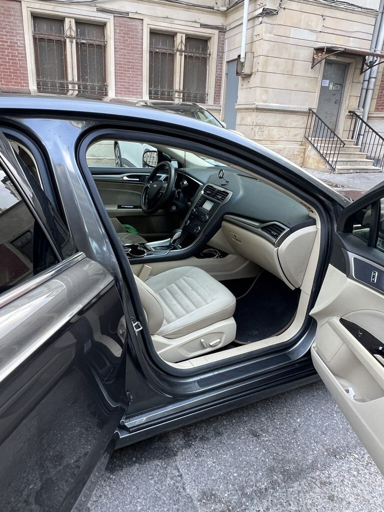 2015 Ford Fusion (North America), 1.5L, 176000km - Image 7