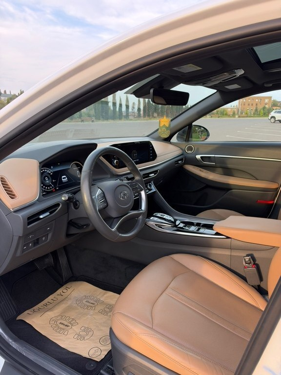 2020 Hyundai Sonata, 1.6L, 34500km - Image 9