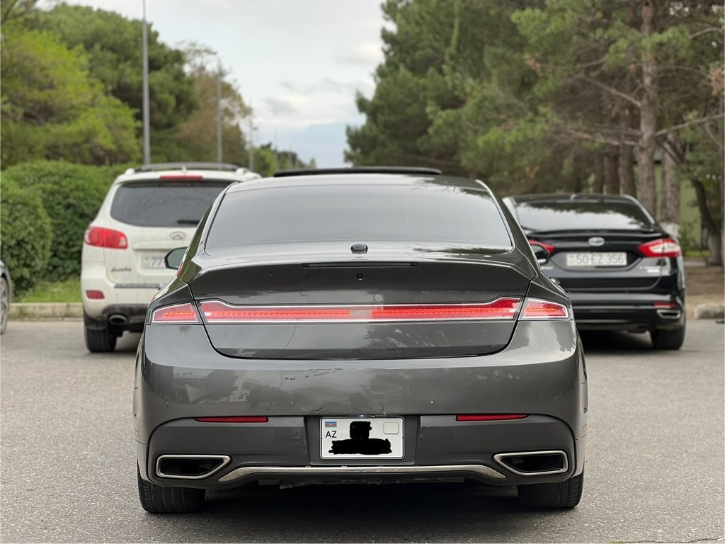 2018 Lincoln MKZ, 2.0L, 180678km - Image 12
