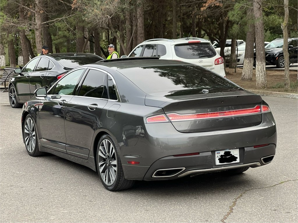 2018 Lincoln MKZ, 2.0L, 180678km - Image 16