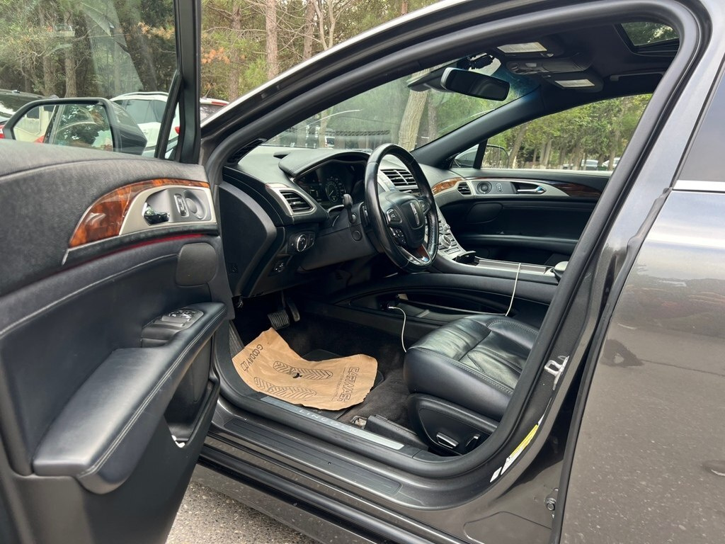 2018 Lincoln MKZ, 2.0L, 180678km - Image 19