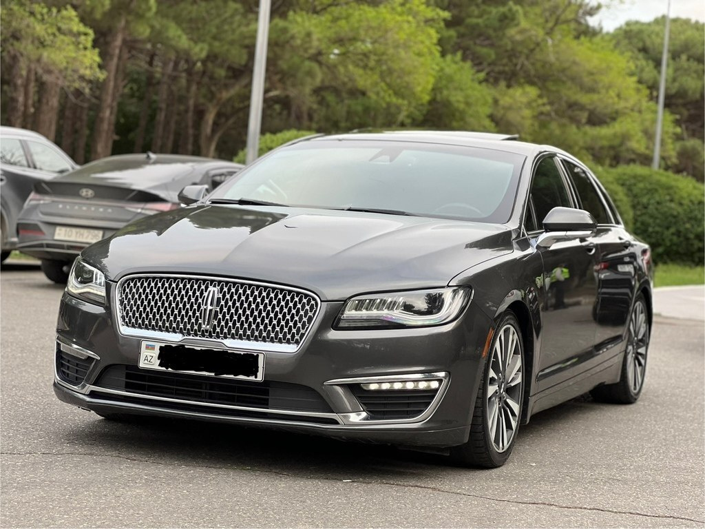 2018 Lincoln MKZ, 2.0L, 180678km - Image 3
