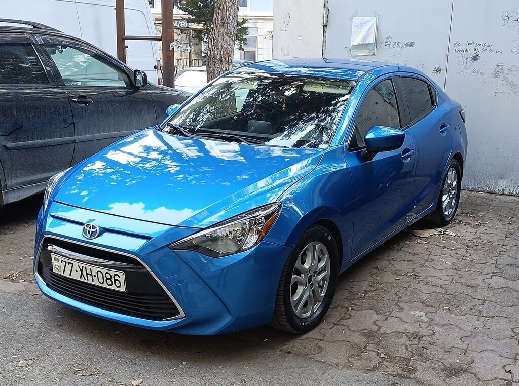2016 Toyota Yaris iA, 1.5L, 205000km - Image 11
