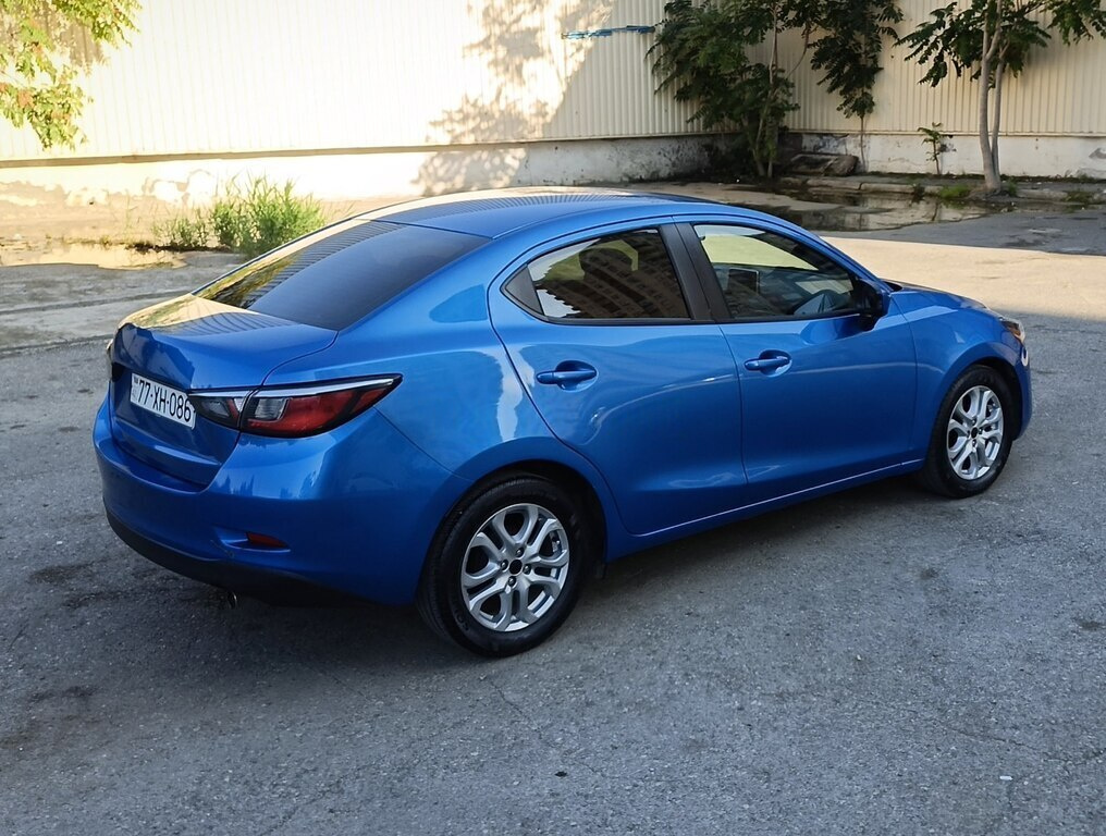 2016 Toyota Yaris iA, 1.5L, 205000km - Image 5