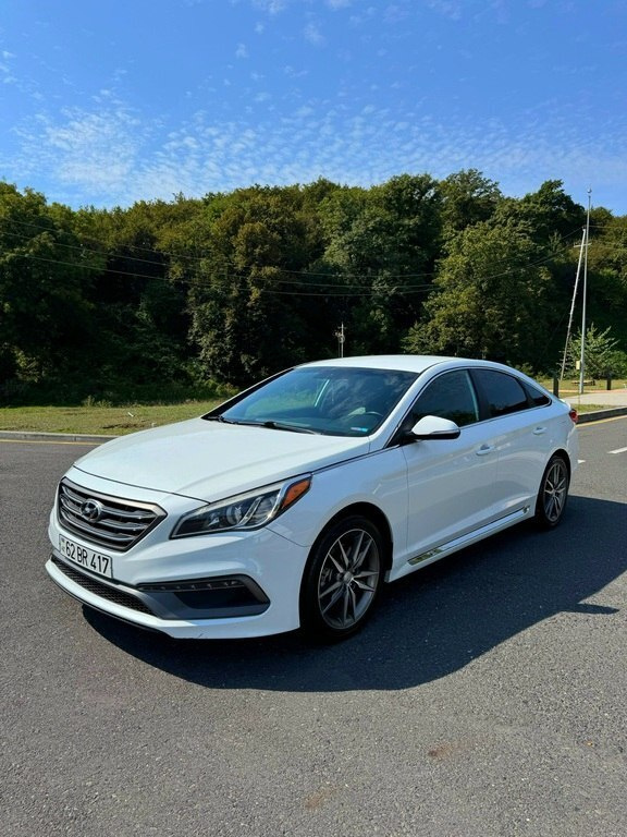 2016 Hyundai Sonata, 2.0L, 193749km - Image 3