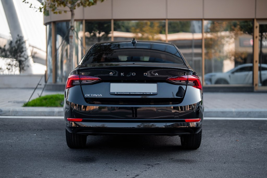 2022 Skoda Octavia, 1.6L, 55000km - Image 5