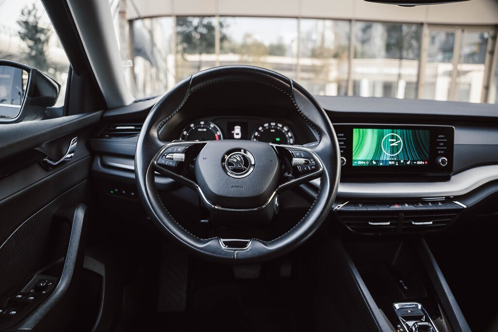 2022 Skoda Octavia, 1.6L, 55000km - Image 6