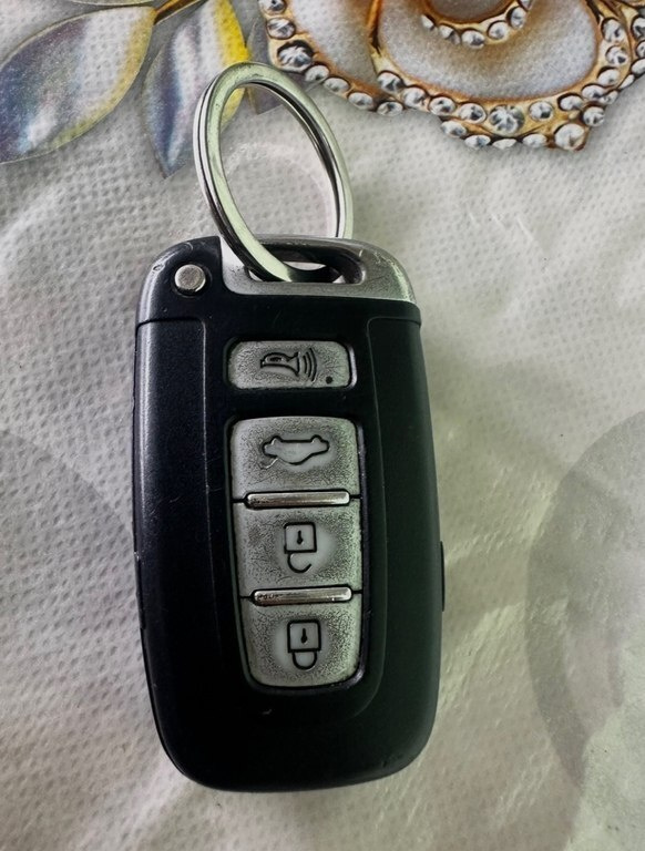 2009 Kia Cerato, 2.0L, 200053km - Image 15