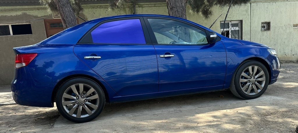 2009 Kia Cerato, 2.0L, 200053km - Image 3