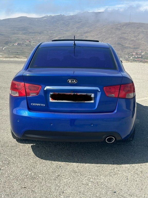 2009 Kia Cerato, 2.0L, 200053km - Image 6
