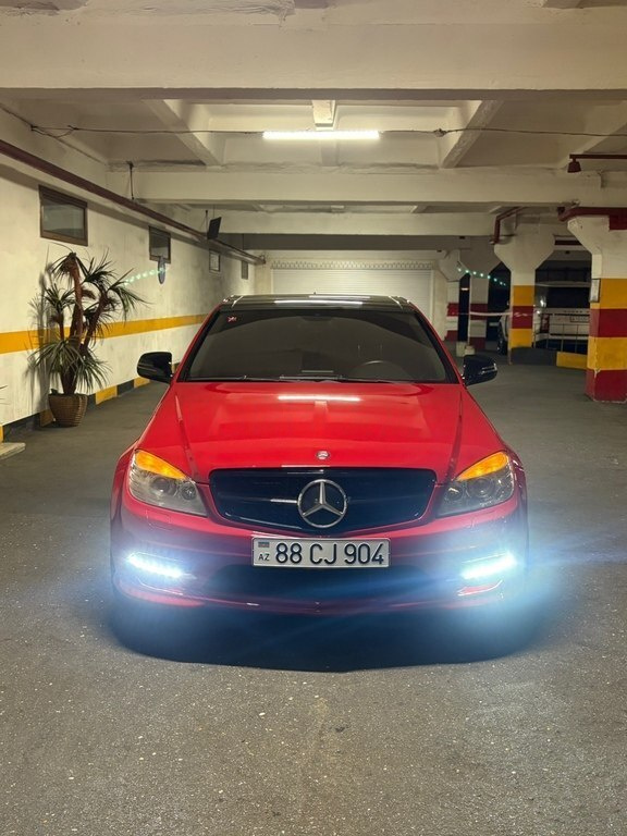 2008 Mercedes C 300 4MATIC, 3.0L, 320000km - Image 2