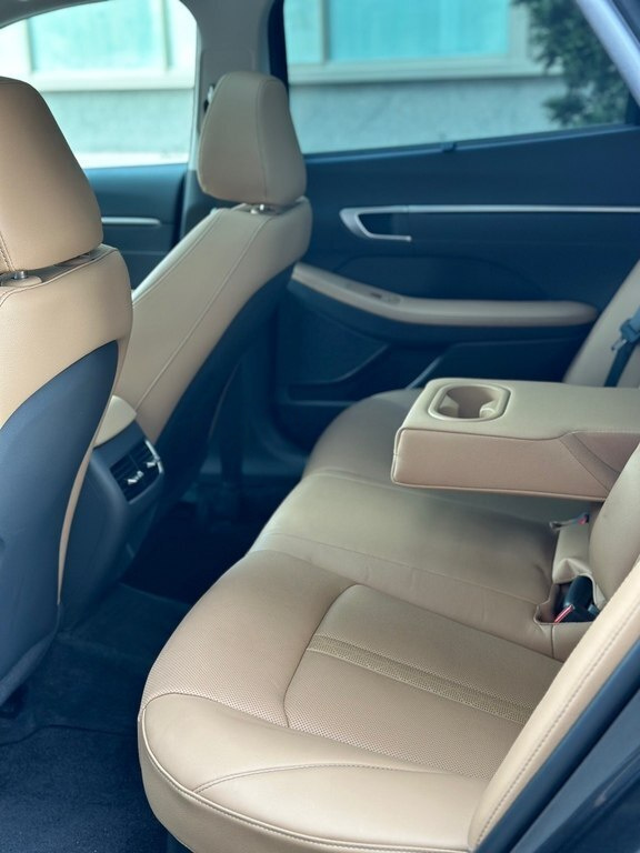 2024 Hyundai Sonata, 2.0L, 8000km - Image 7