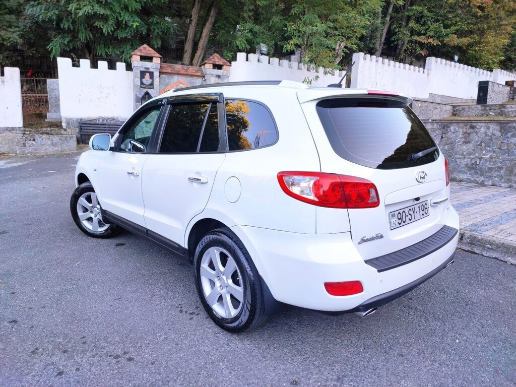 2009 Hyundai Santa Fe, 2.0L, 163000km - Image 4