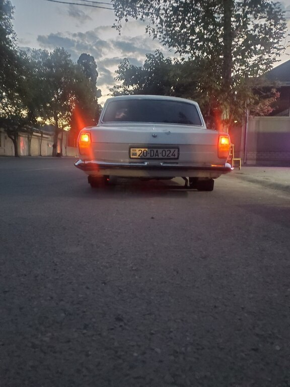 1983 GAZ 24 "Volga", 2.5L, 426000km - Image 4