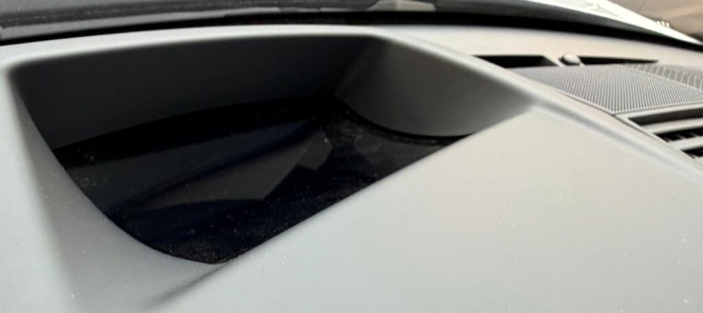 2022 Land Rover Range Rover, 4.4L, 15000km - Image 13