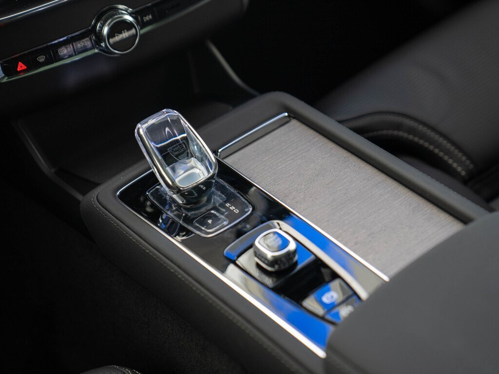 2026 Volvo XC90, 2.0L, 0km - Image 20