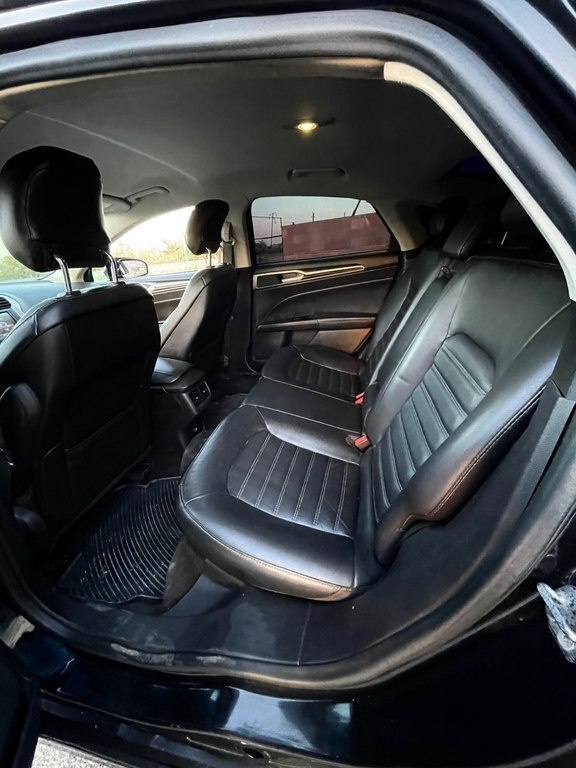2015 Ford Fusion (North America), 1.5L, 201000km - Image 11